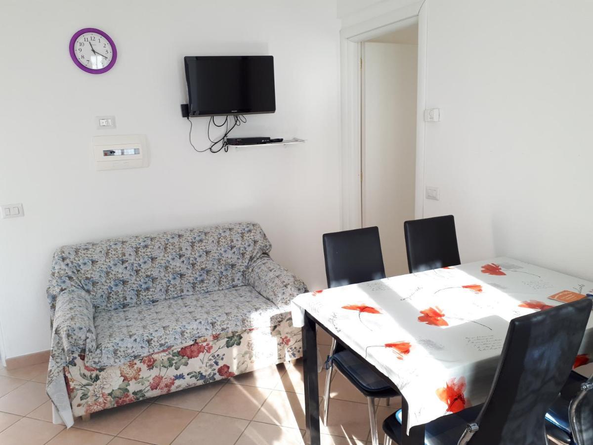 Appartamenti Enrica Moneglia Esterno foto