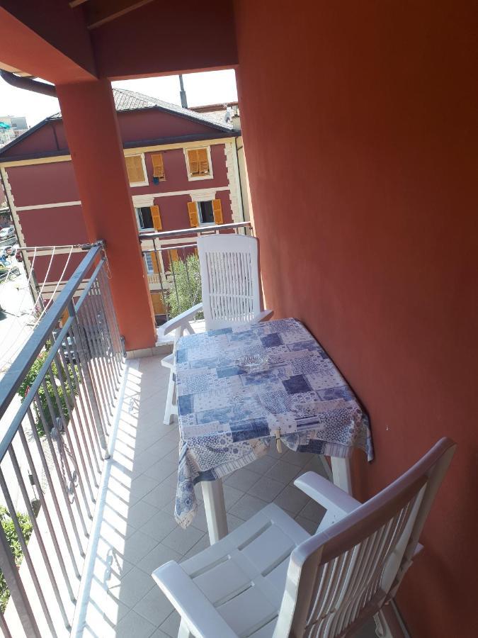 Appartamenti Enrica Moneglia Esterno foto