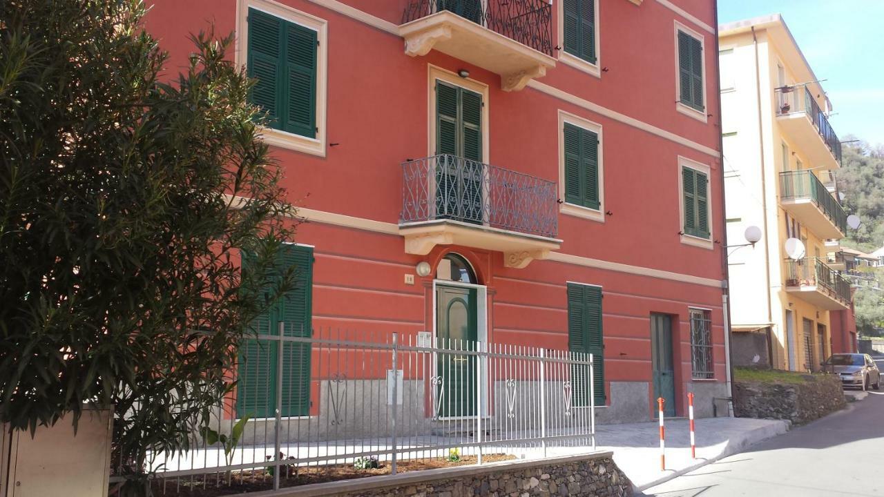 Appartamenti Enrica Moneglia Esterno foto