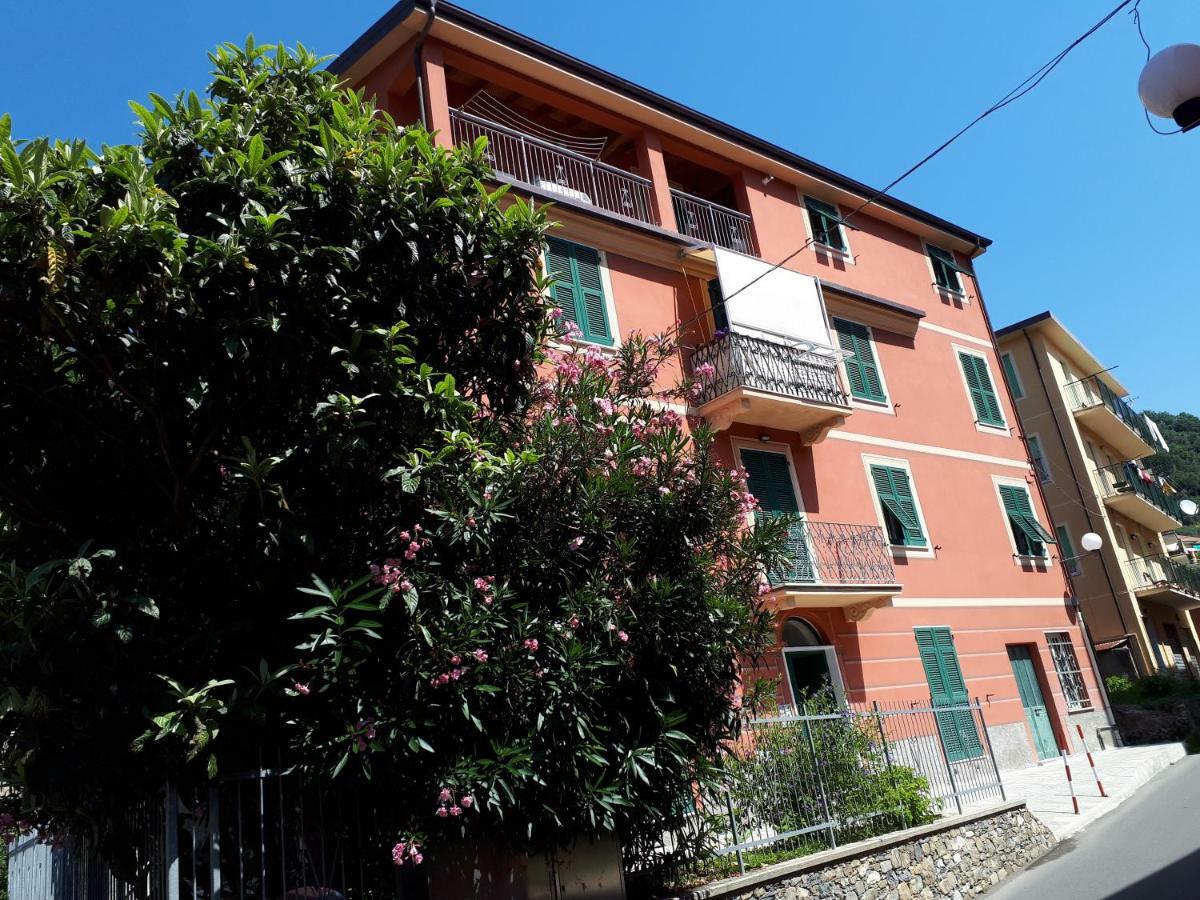 Appartamenti Enrica Moneglia Esterno foto